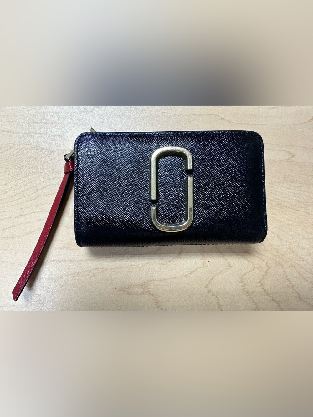 Marc Jacobs Snapshot Wallet – Black & Red ♥️🖤